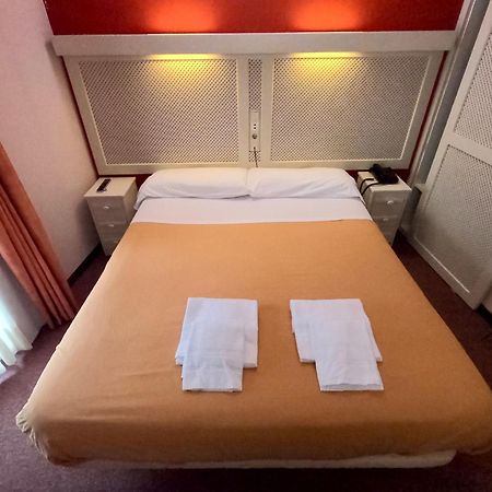 Hotel Micolau อรินซัล ภายนอก รูปภาพ