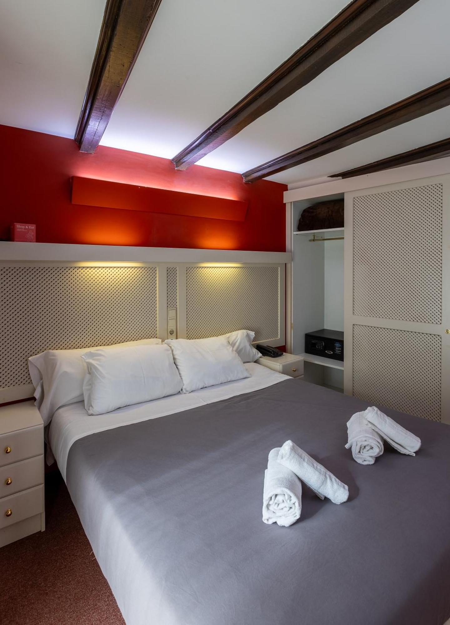 Hotel Micolau อรินซัล ภายนอก รูปภาพ
