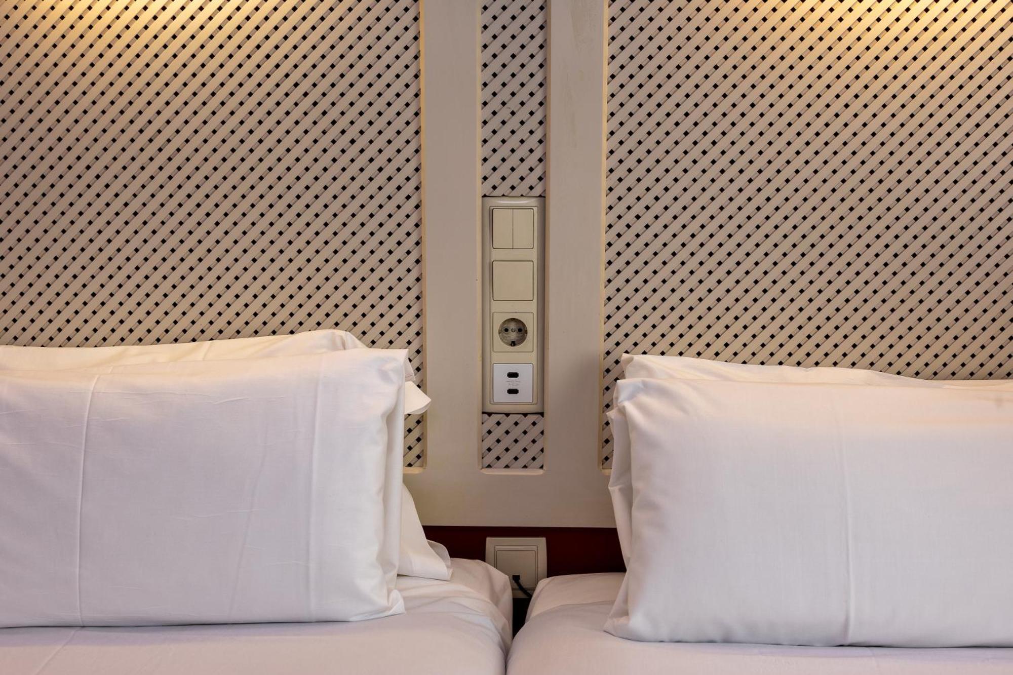 Hotel Micolau อรินซัล ภายนอก รูปภาพ