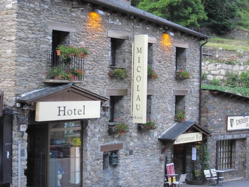 Hotel Micolau อรินซัล ภายนอก รูปภาพ